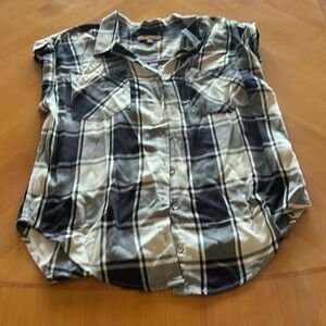 Size small plaid top